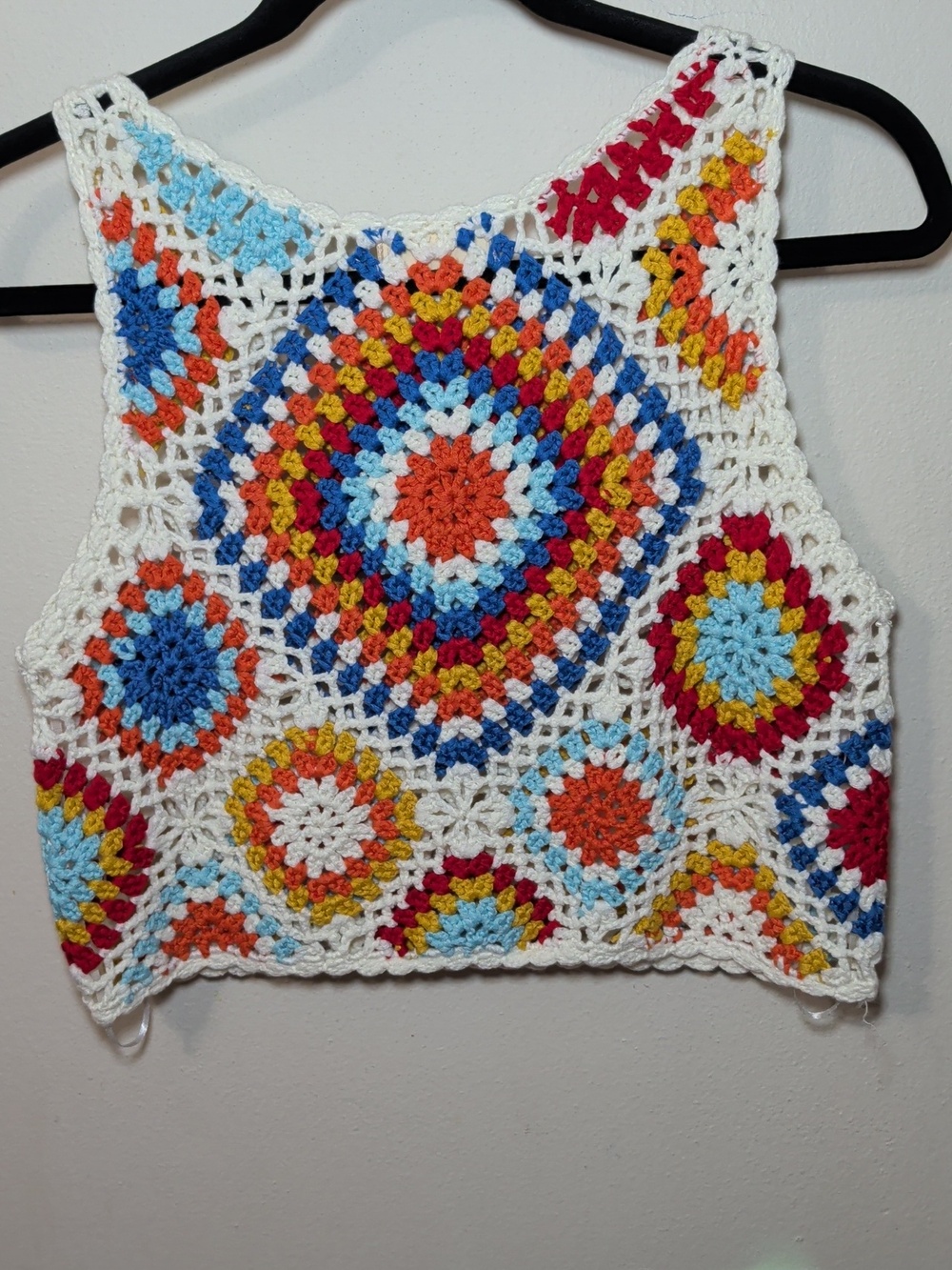 Altar'd State Crochet Granny Square Cropped Tank Top Multicolor Women's Size L - Picture 5 of 5